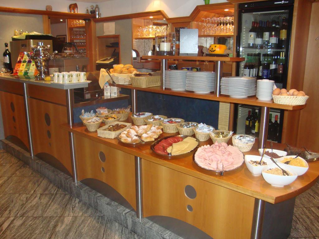 ויפיטנו Hotel Maibad מראה חיצוני תמונה